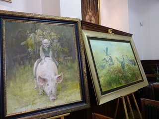 „Obrazy stare i nowe” – wernisaż wystawy Daniela Pieluchy w pałacu Męcińskich w Działoszynie